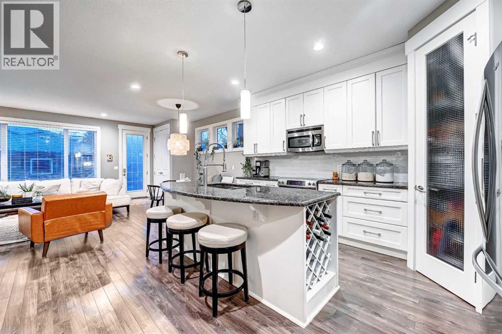 Single Family House for Sale in   Avenue NW Montgomery Calgary 