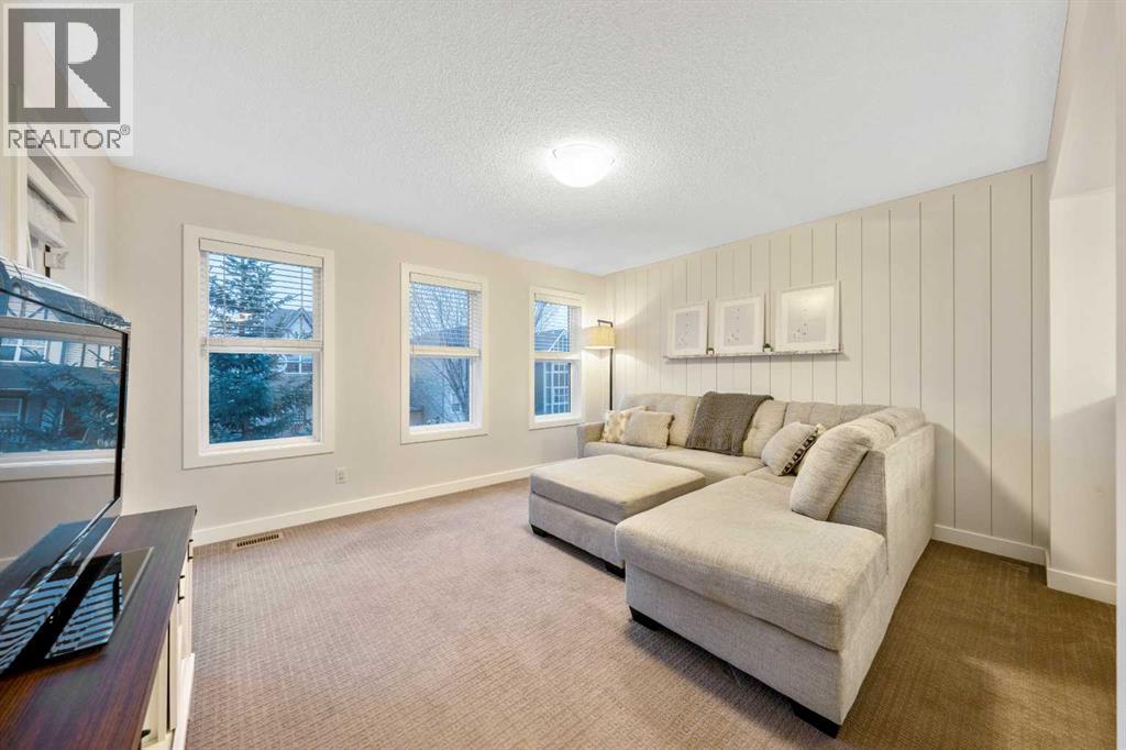 Single Family House for Sale in  Elgin Meadows Way SE McKenzie Towne Calgary 