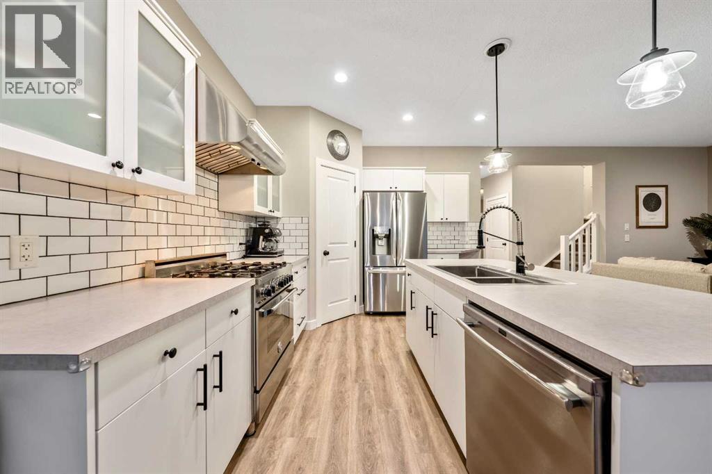 Single Family House for Sale in  Elgin Meadows Way SE McKenzie Towne Calgary 