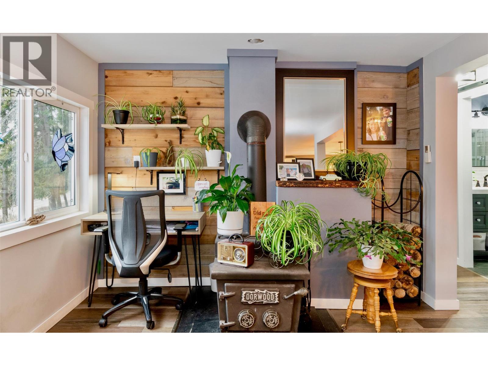 7519 Anglemont Drive, Anglemont