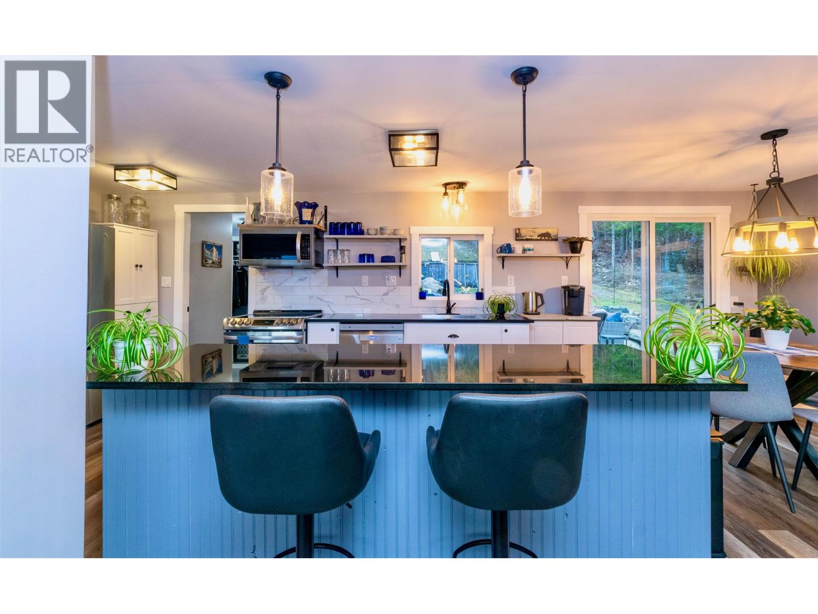 7519 Anglemont Drive, Anglemont