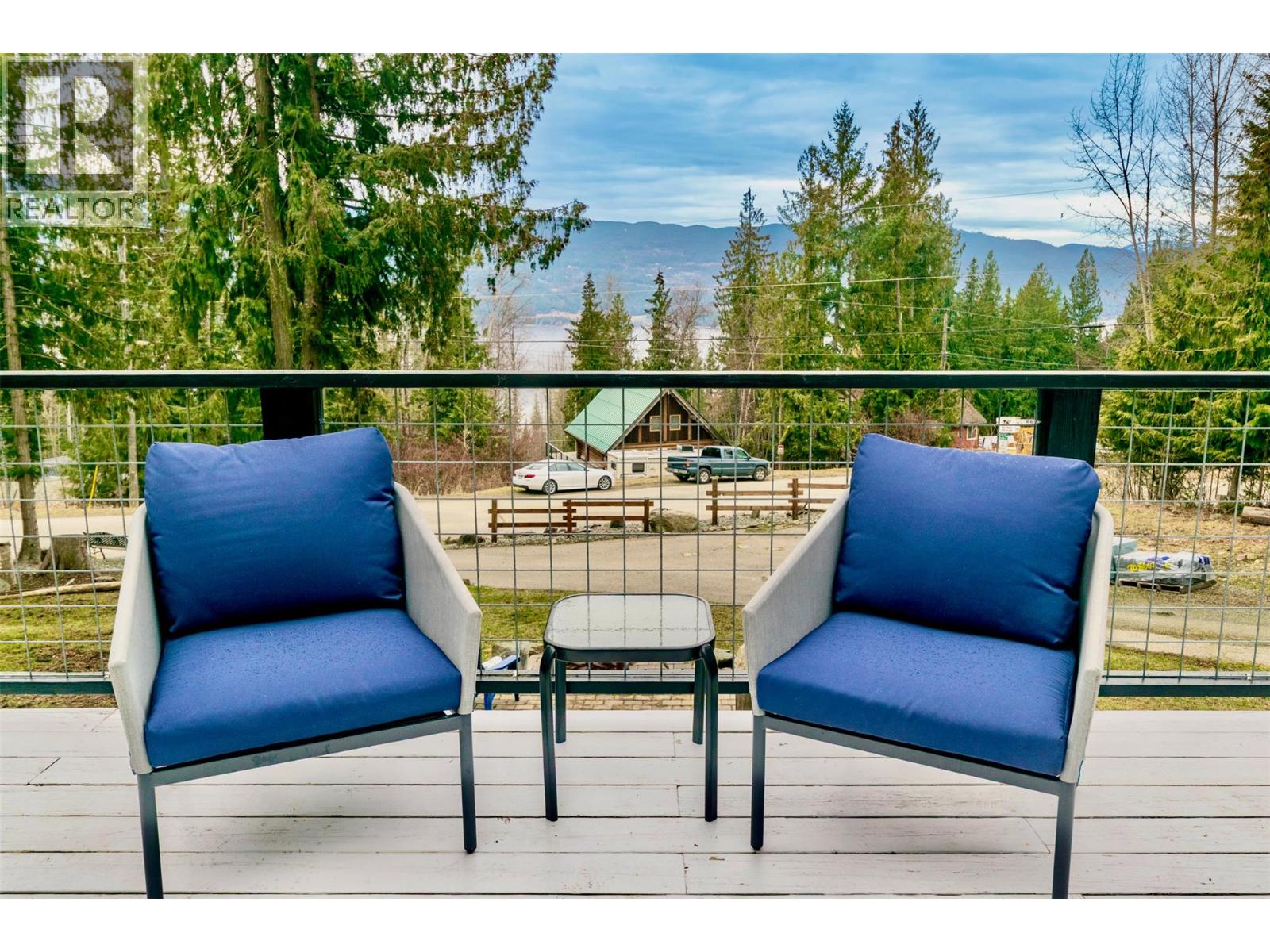 7519 Anglemont Drive, Anglemont