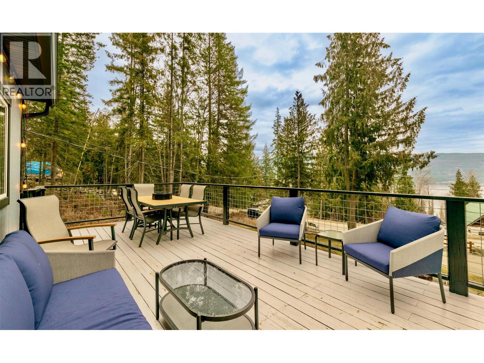 7519 Anglemont Drive, Anglemont