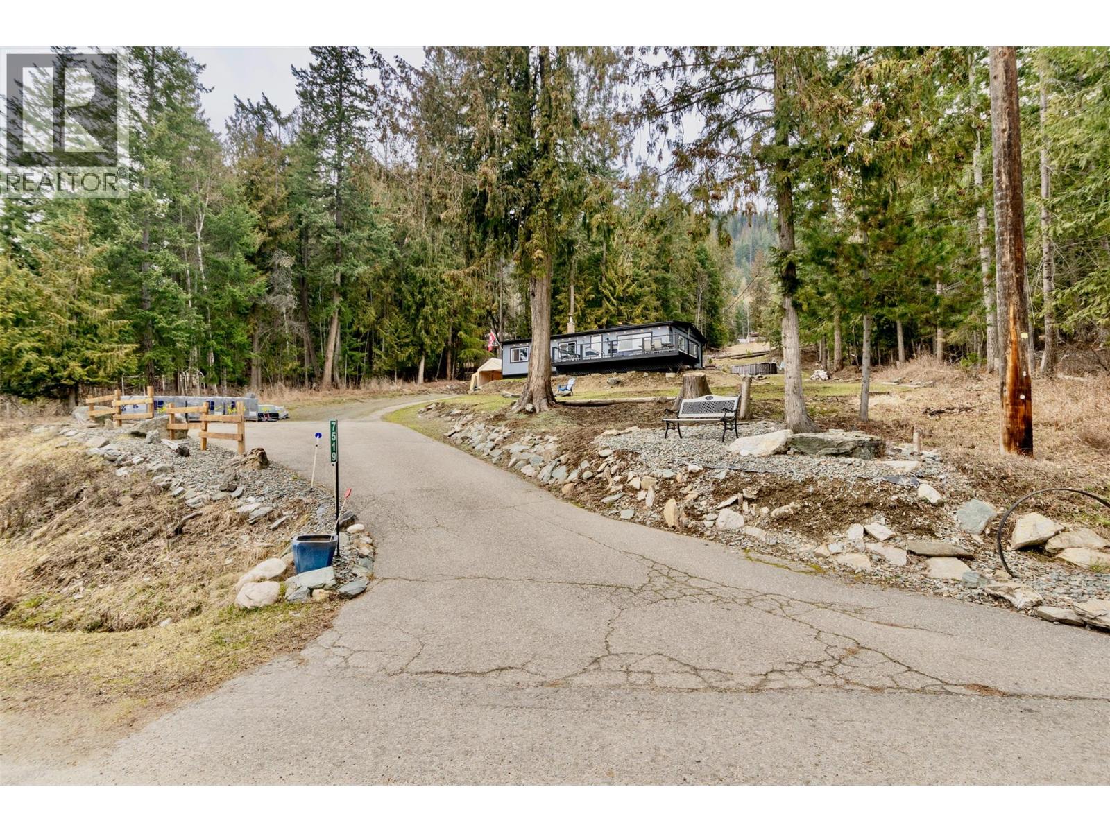 7519 Anglemont Drive, Anglemont