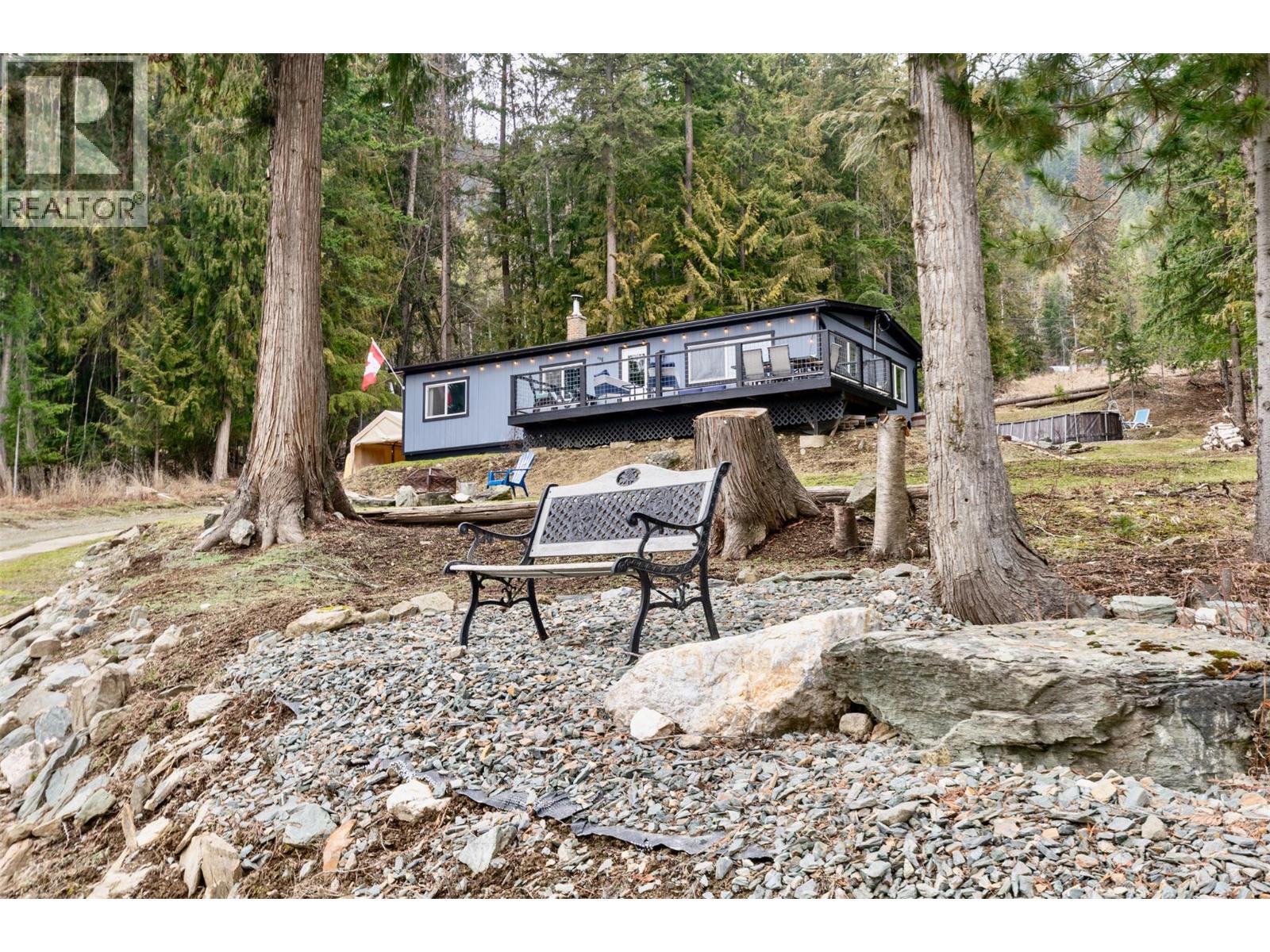 7519 Anglemont Drive, Anglemont