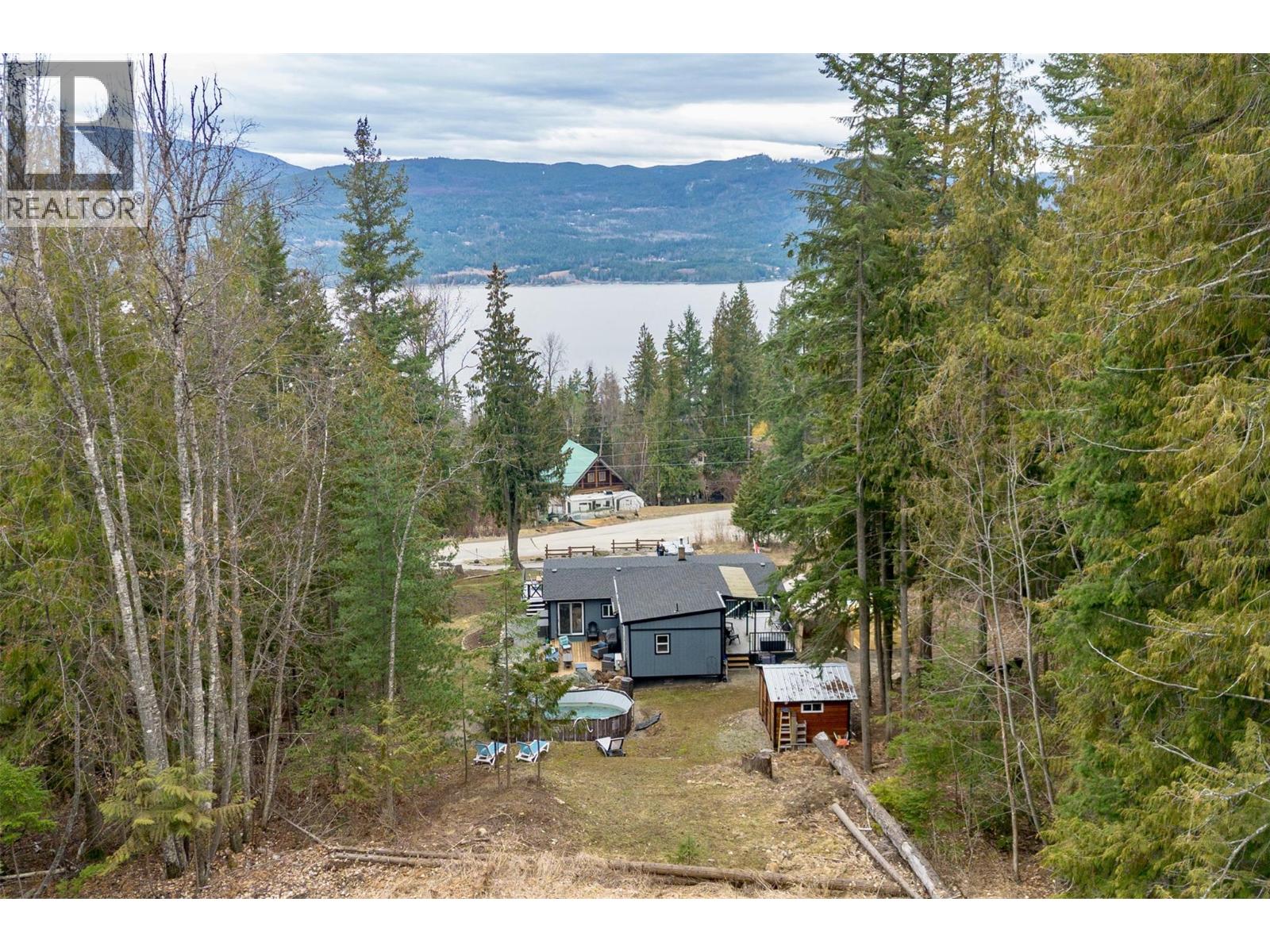 7519 Anglemont Drive, Anglemont