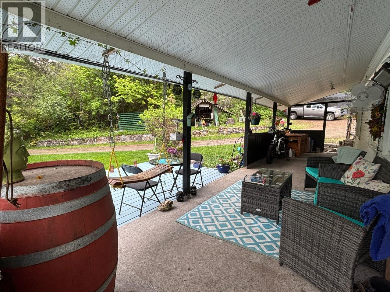 3900 Highway 3, Rock Creek