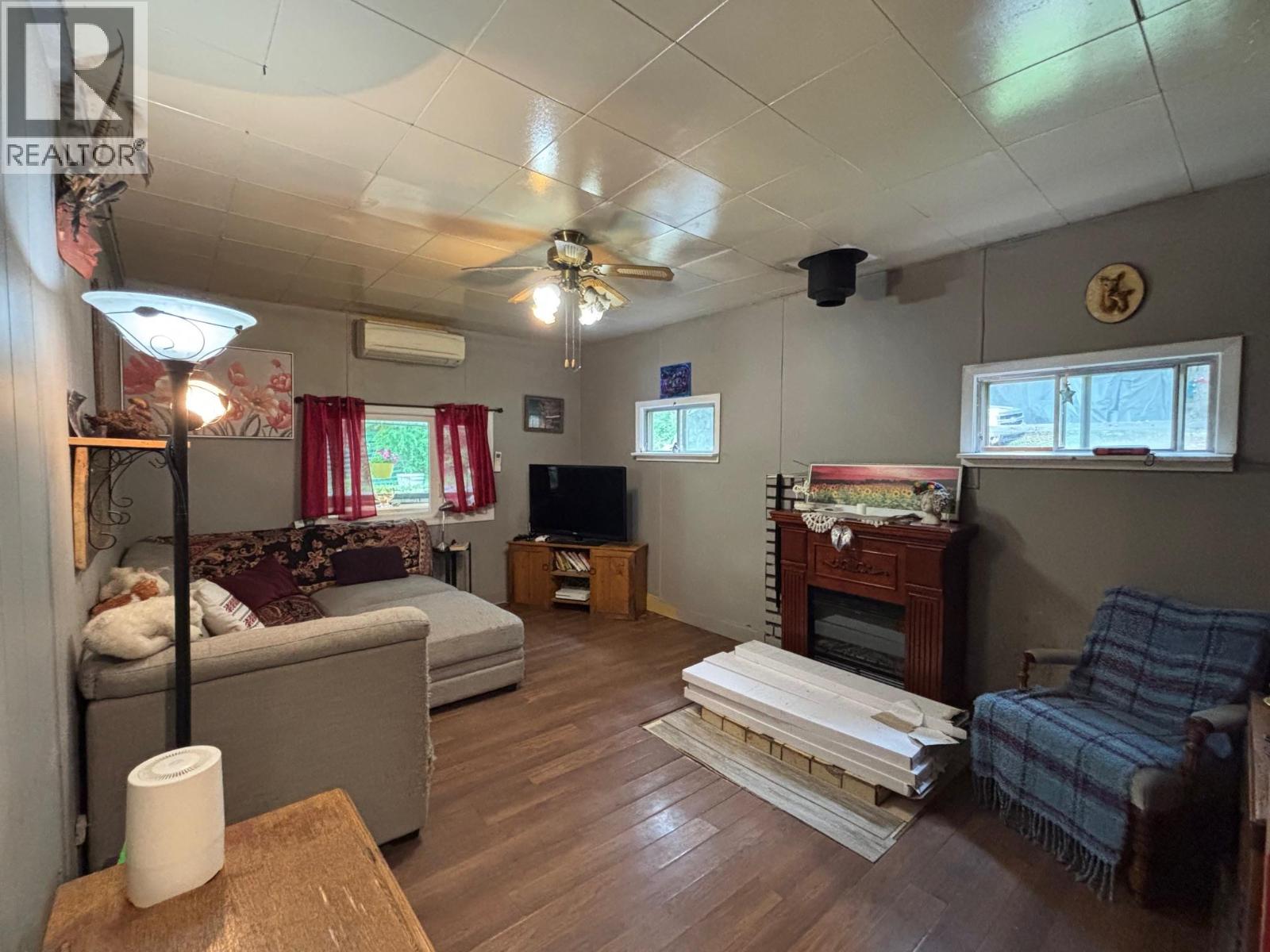 3900 Highway 3, Rock Creek