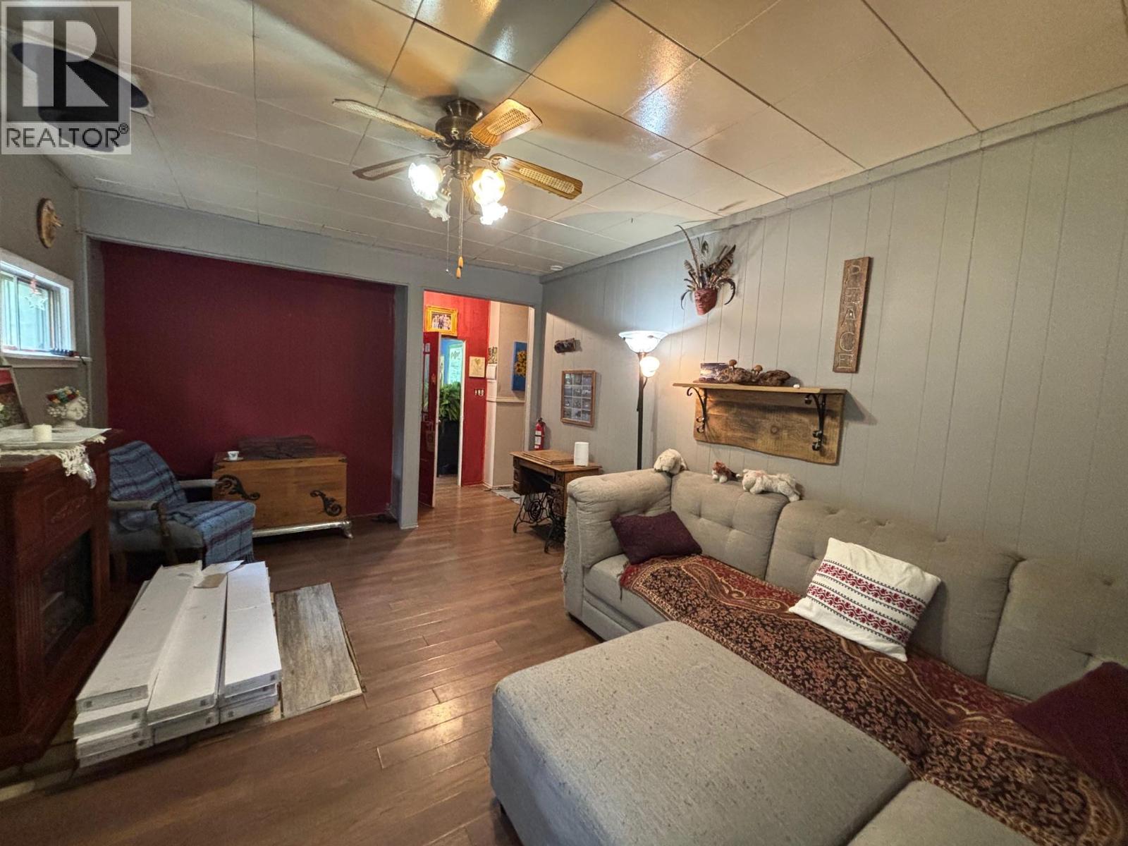 3900 Highway 3, Rock Creek