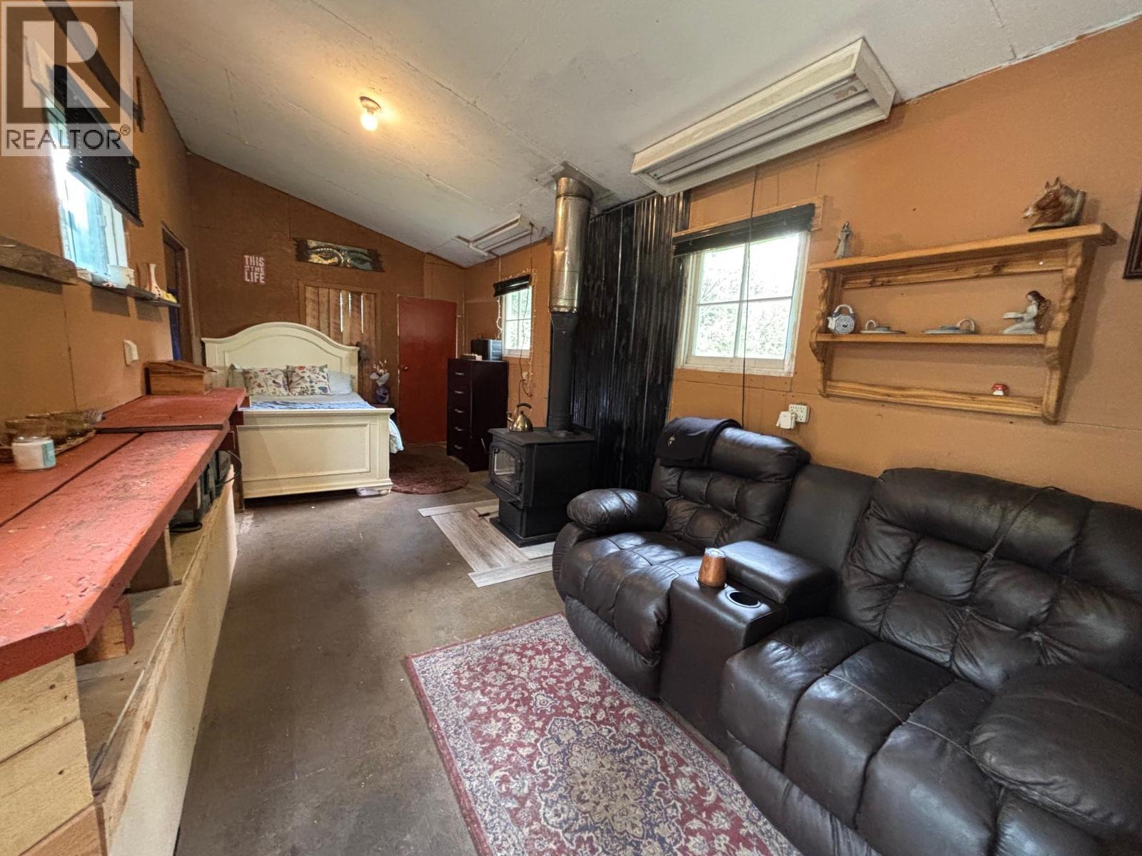 3900 Highway 3, Rock Creek