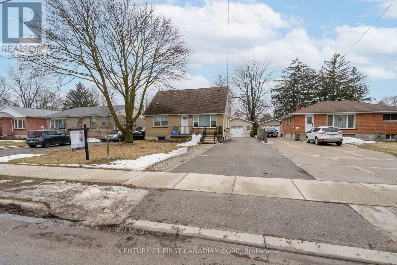 321 SPRUCE STREET - 1