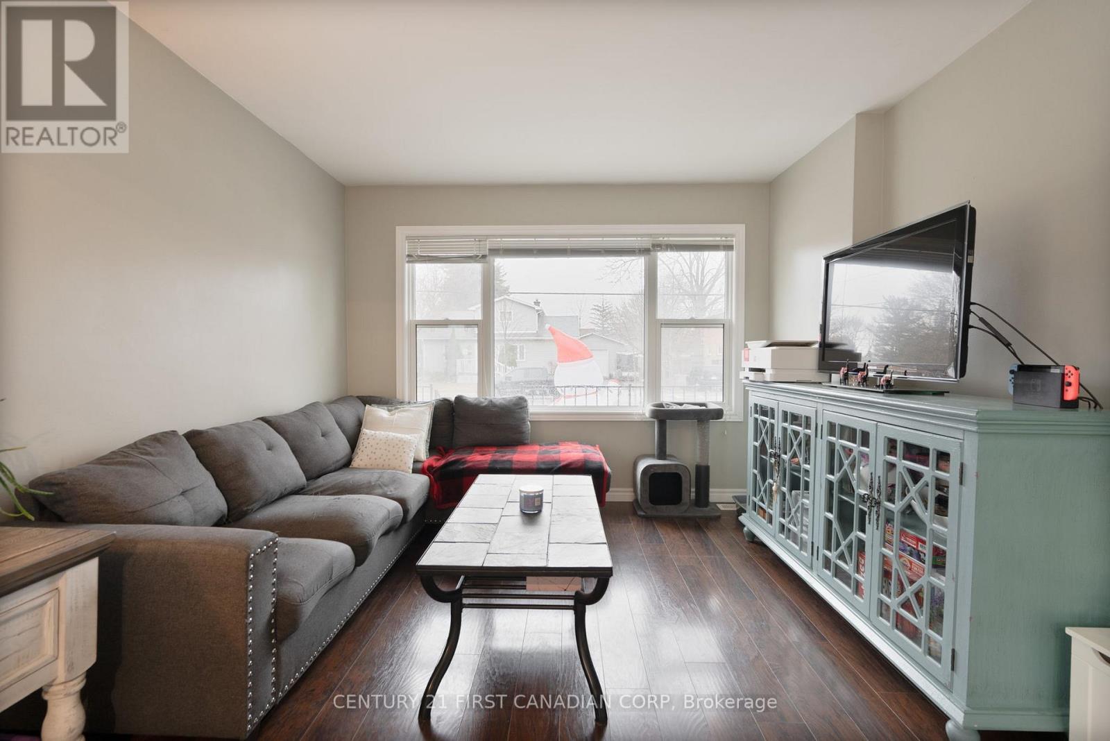 321 SPRUCE STREET - 21