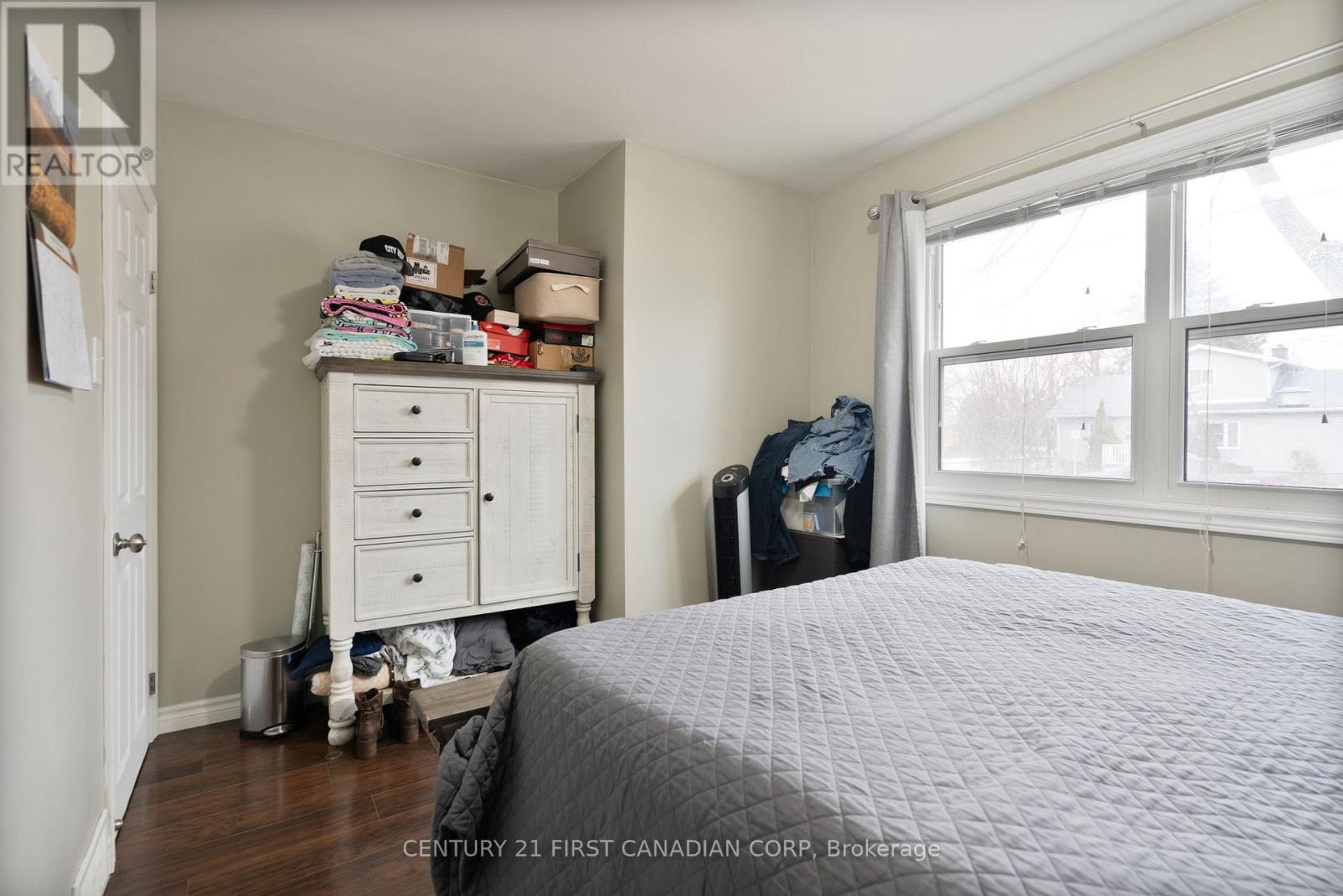 321 SPRUCE STREET - 27