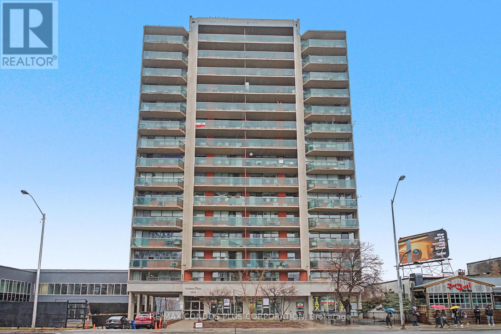 #208 5949 YONGE STREET W - 1