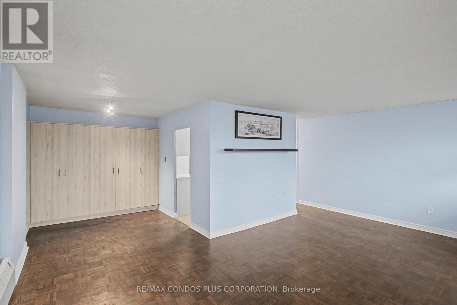 #208 5949 YONGE STREET W - 13