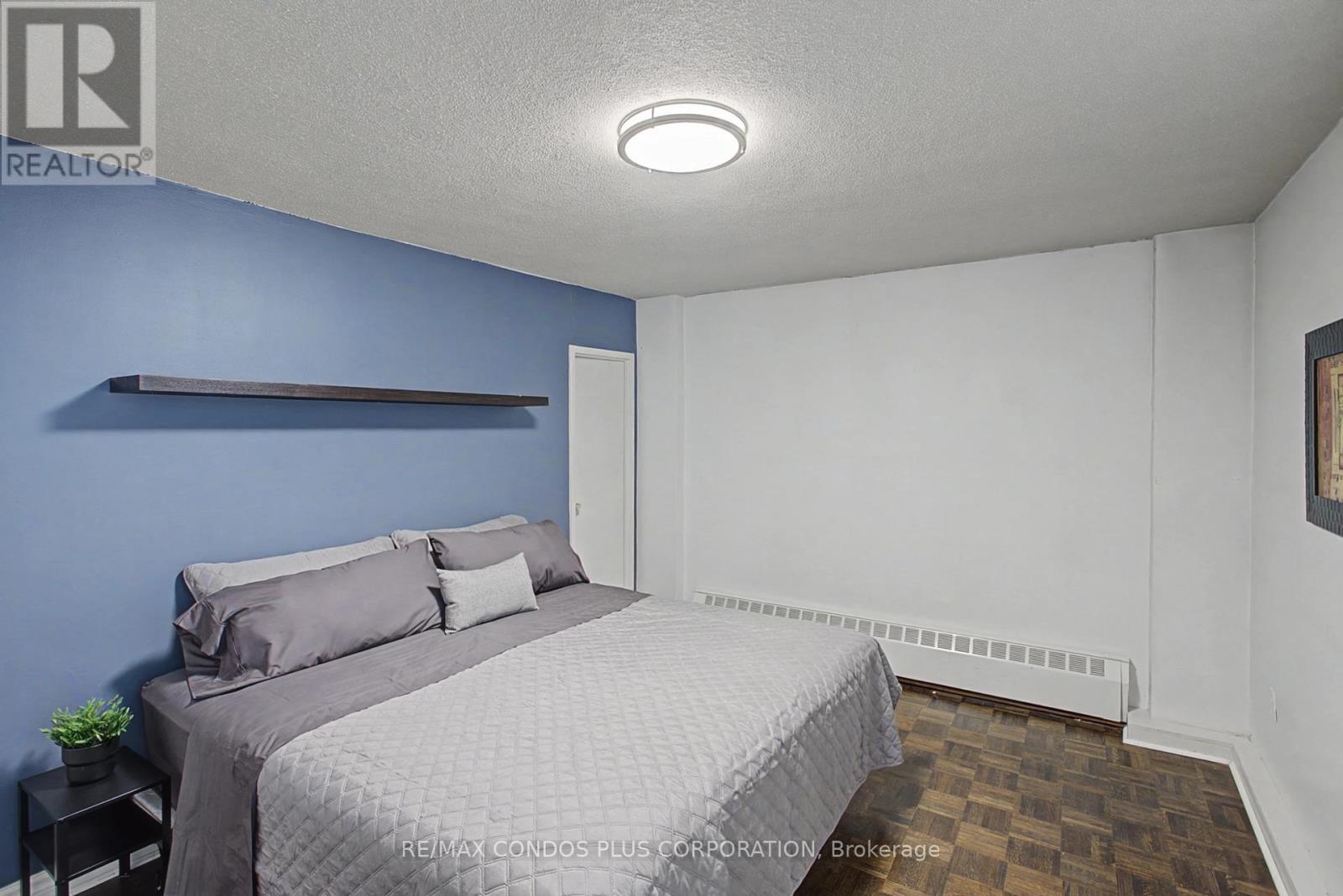 #208 5949 YONGE STREET W - 22