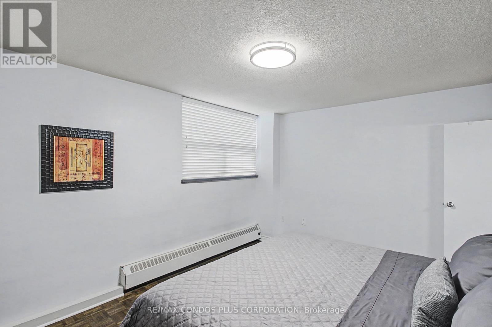 #208 5949 YONGE STREET W - 23