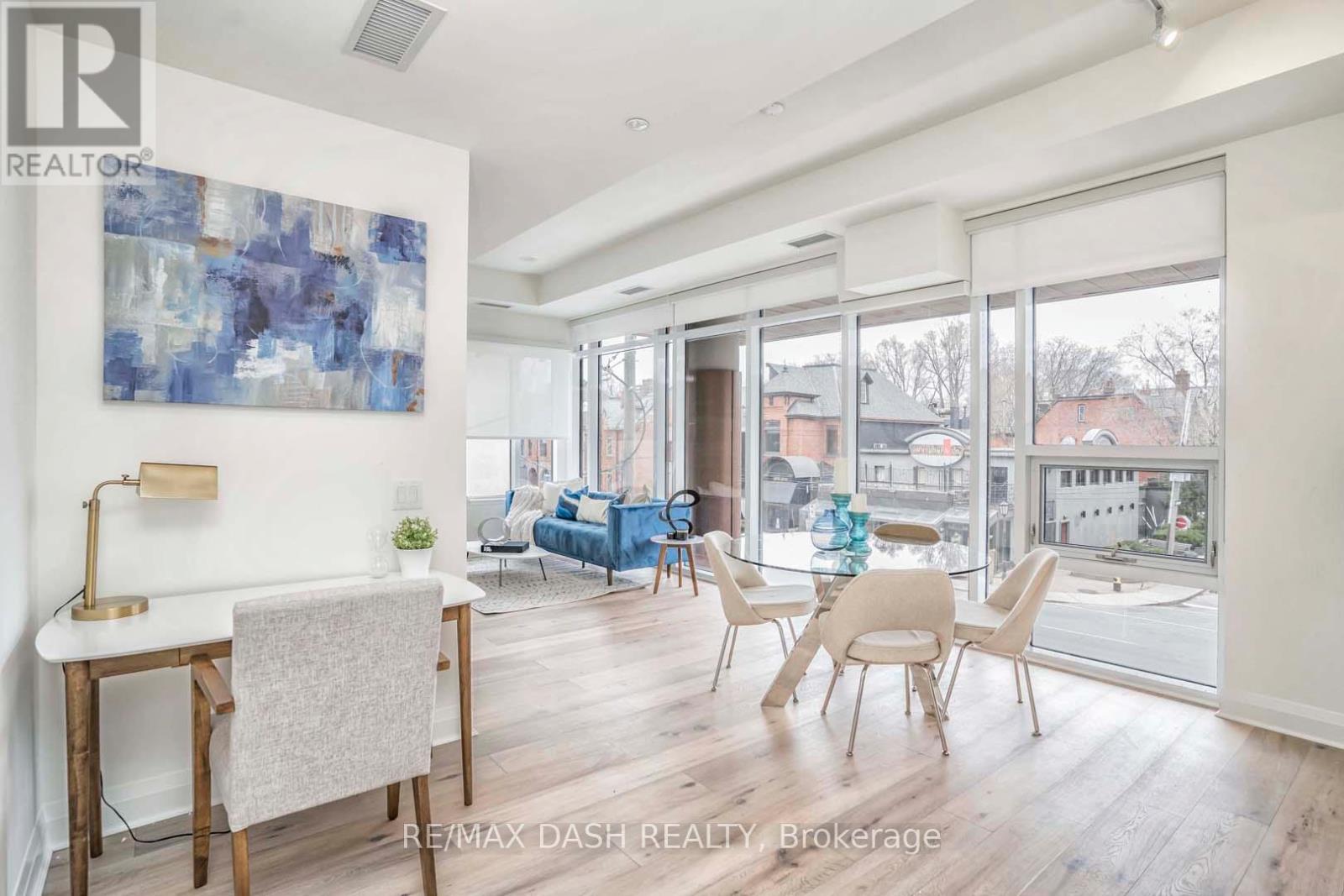 #205 151 AVENUE ROAD - 5