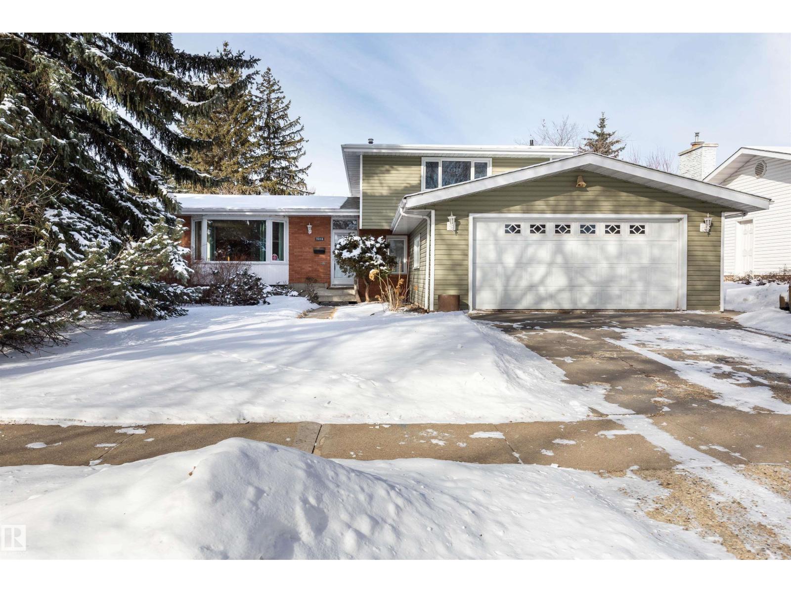7716 157 ST NW, Edmonton