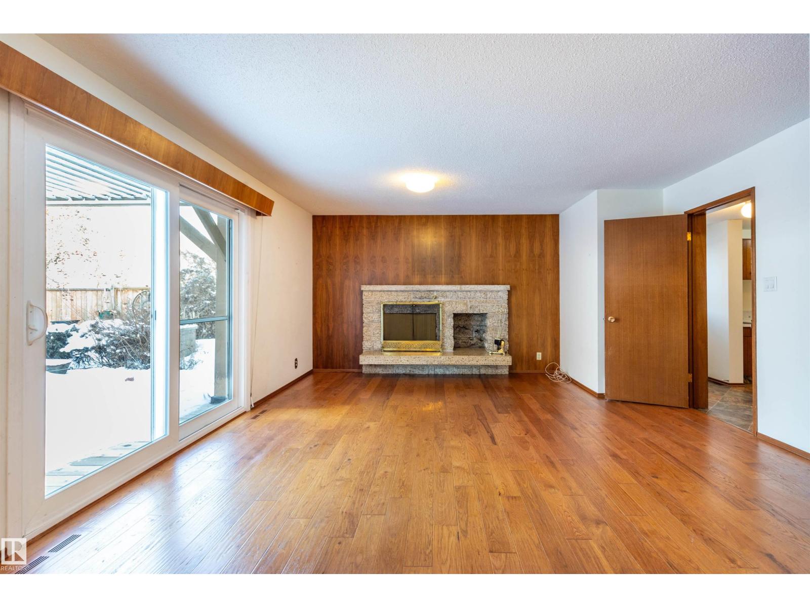 7716 157 ST NW, Edmonton