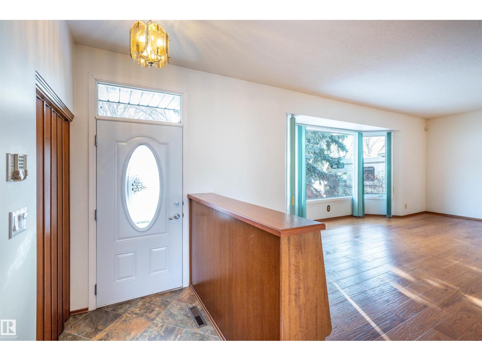 7716 157 ST NW, Edmonton