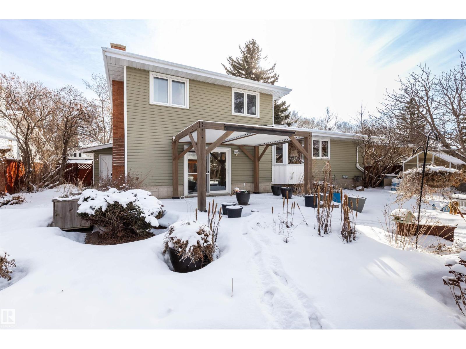 7716 157 ST NW, Edmonton