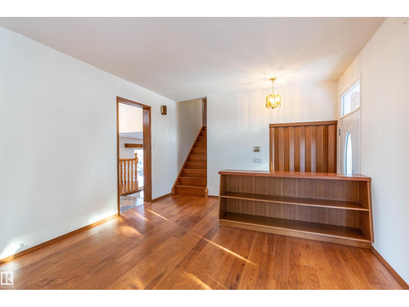 7716 157 ST NW, Edmonton