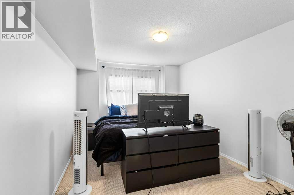 5220 50A Avenue, Sylvan Lake