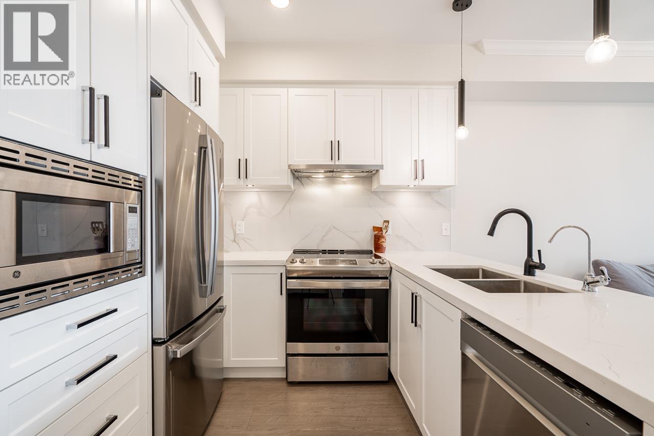 403 12109 223 STREET, Maple Ridge