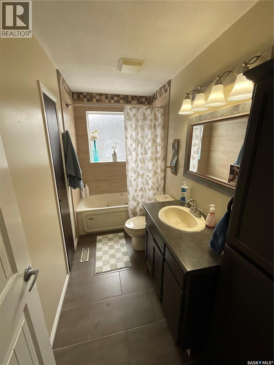 409 MAIN STREET - 15