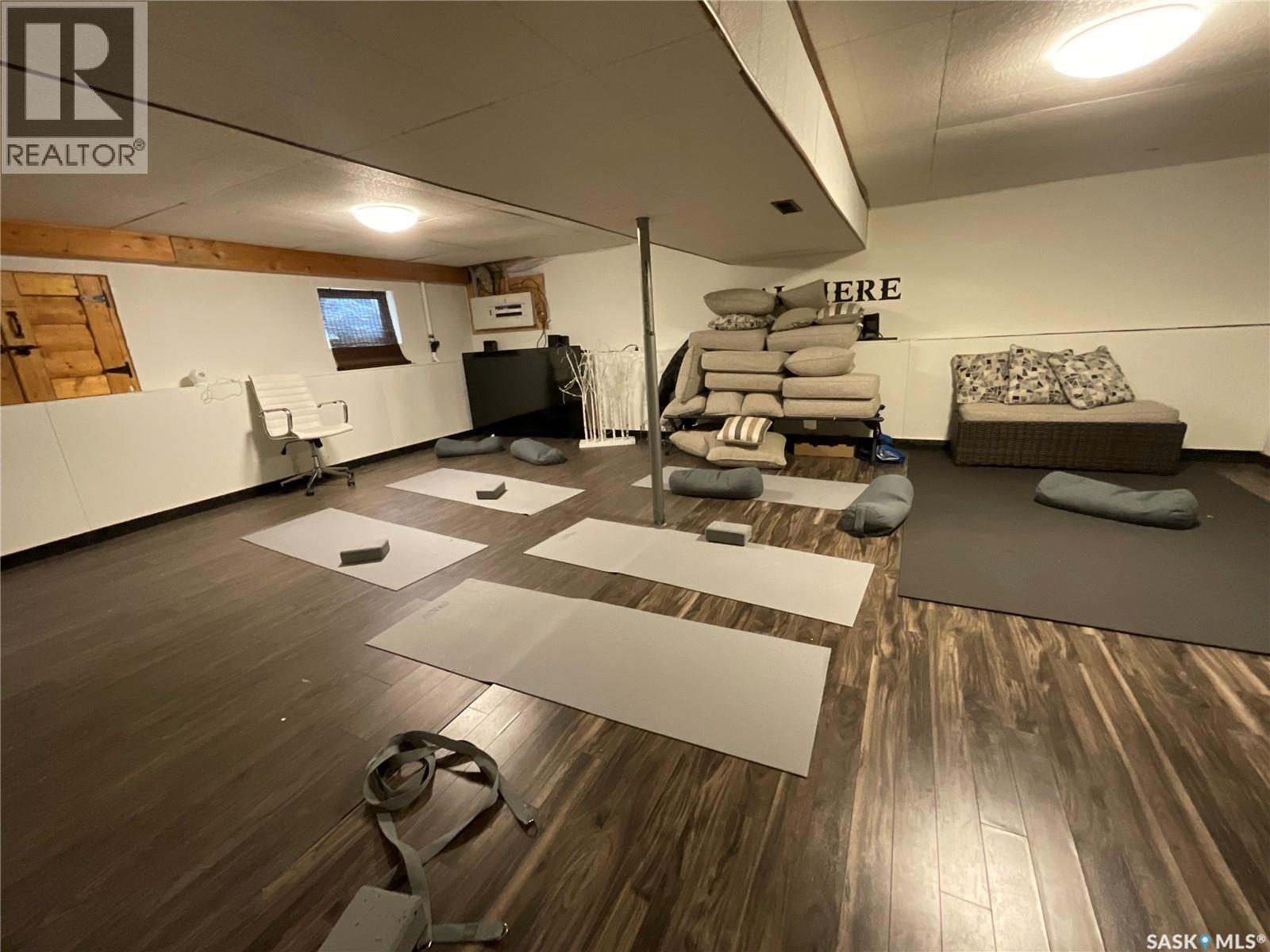 409 MAIN STREET - 19