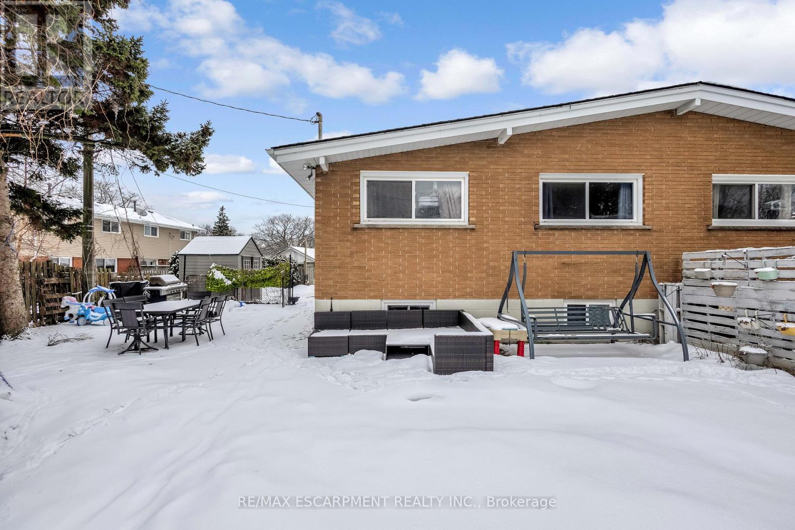 5 CARRINGTON COURT,Hamilton (Bruleville),,