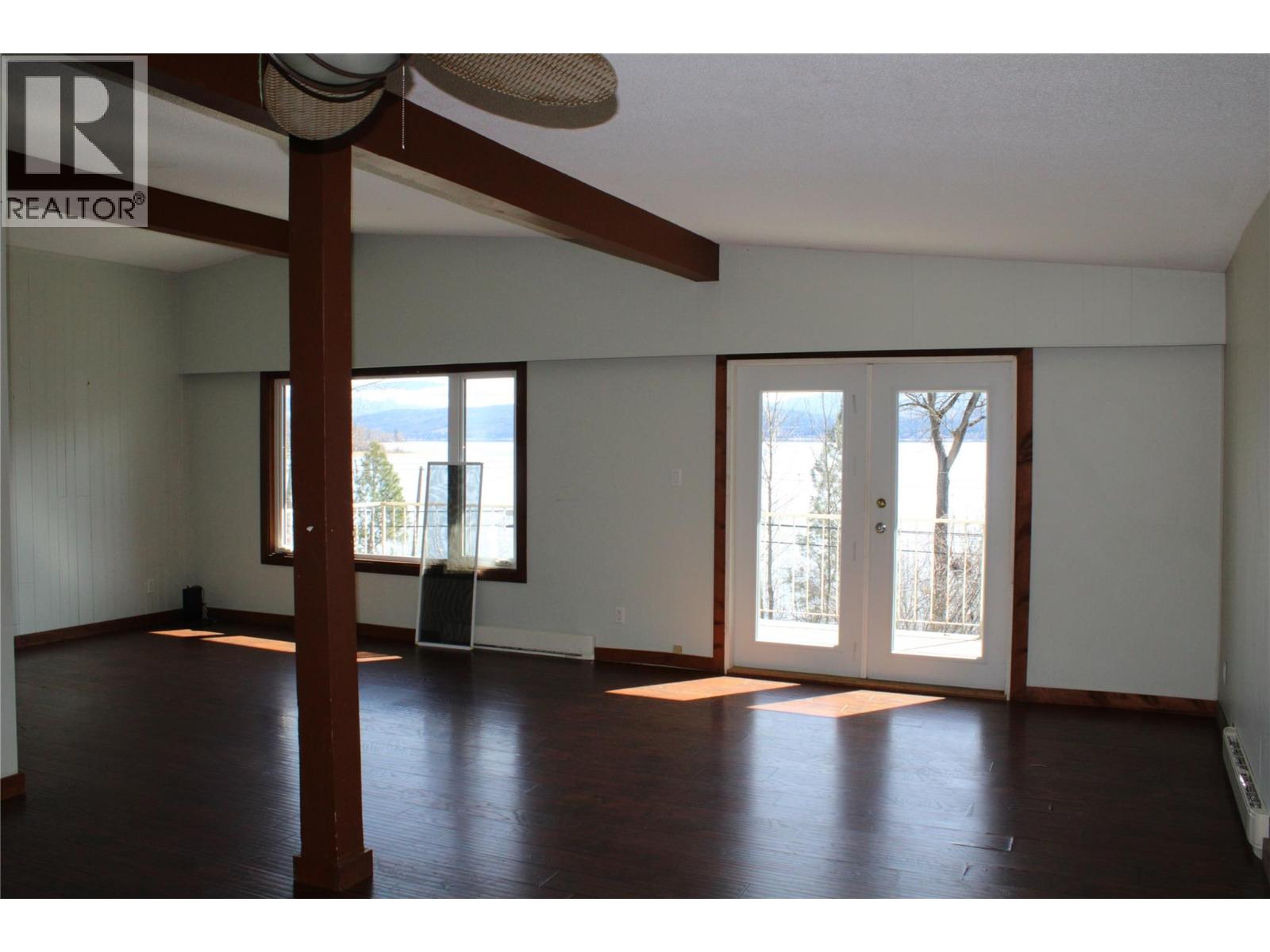 3003 Squilax-Anglemont Road, Lee Creek