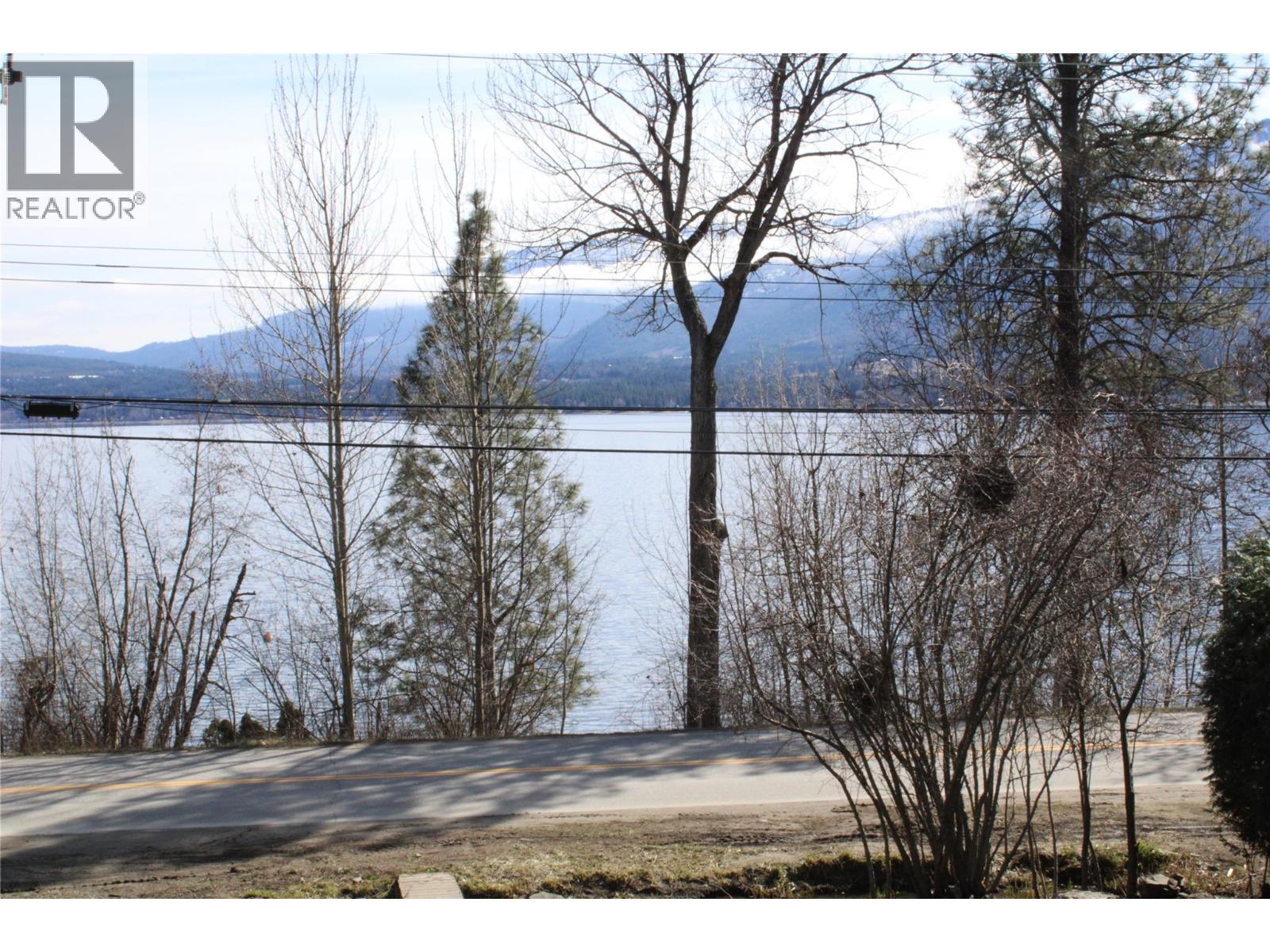 3003 Squilax-Anglemont Road, Lee Creek