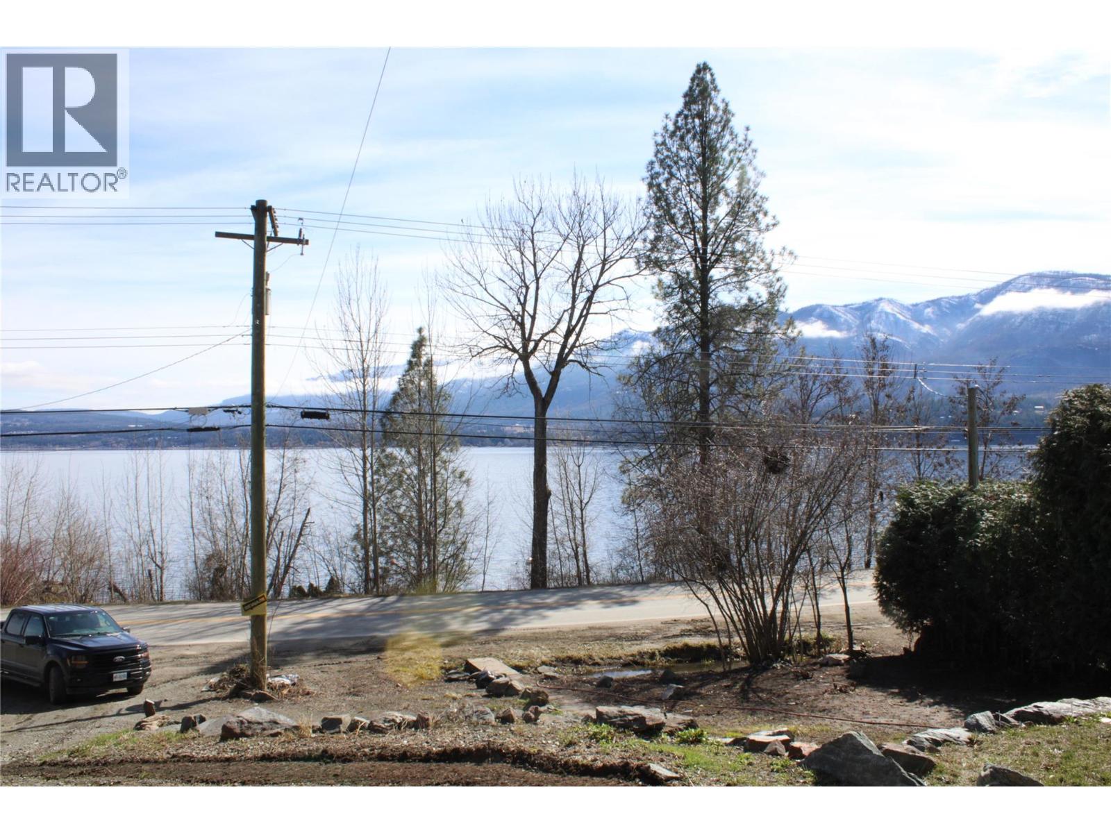 3003 Squilax-Anglemont Road, Lee Creek