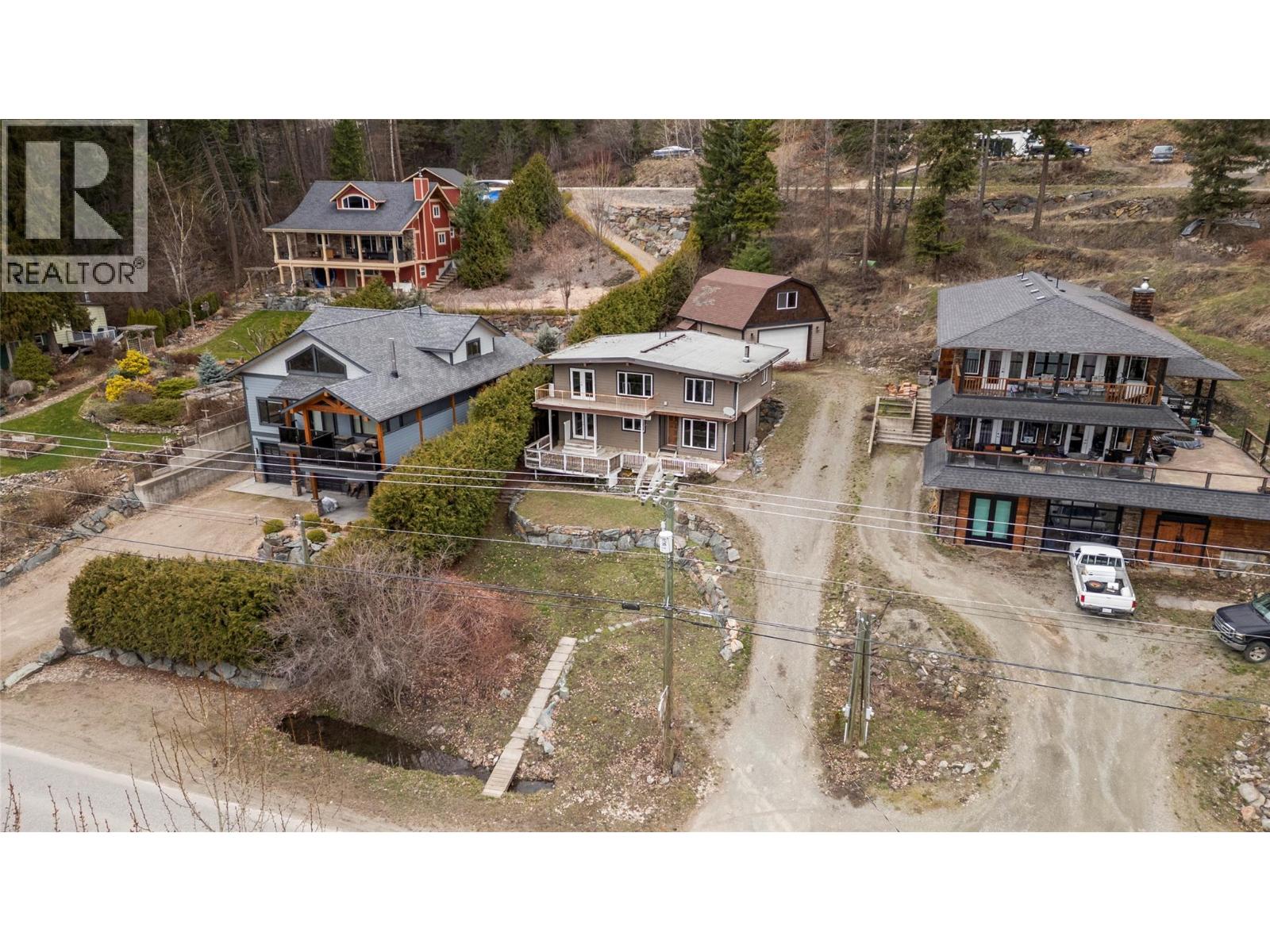3003 Squilax-Anglemont Road - 24