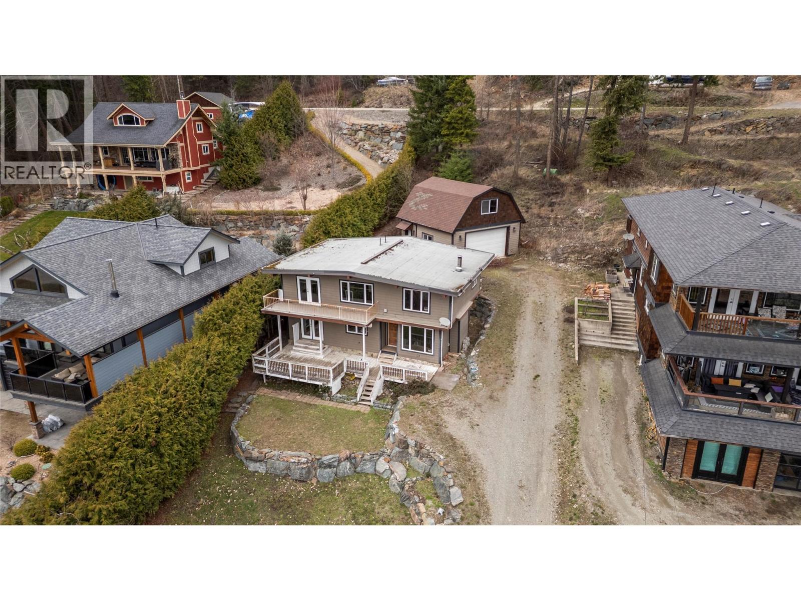 3003 Squilax-Anglemont Road, Lee Creek