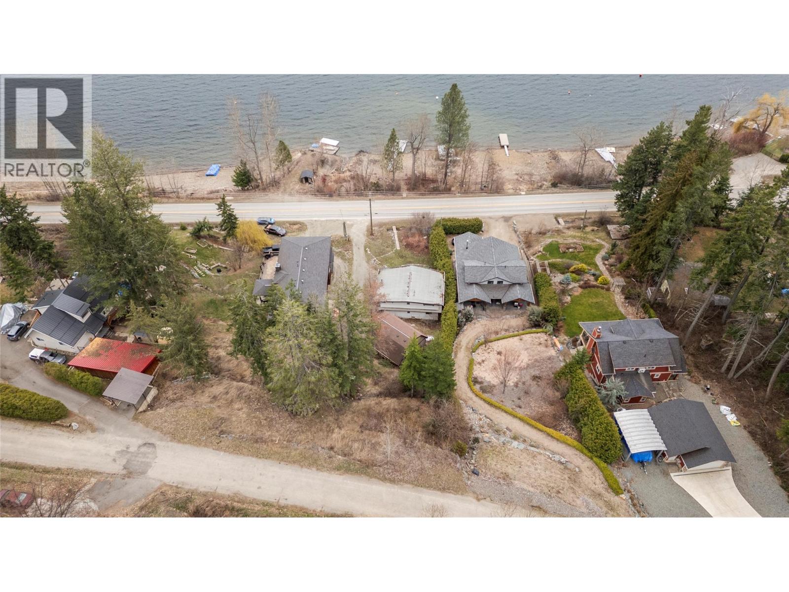 3003 Squilax-Anglemont Road, Lee Creek