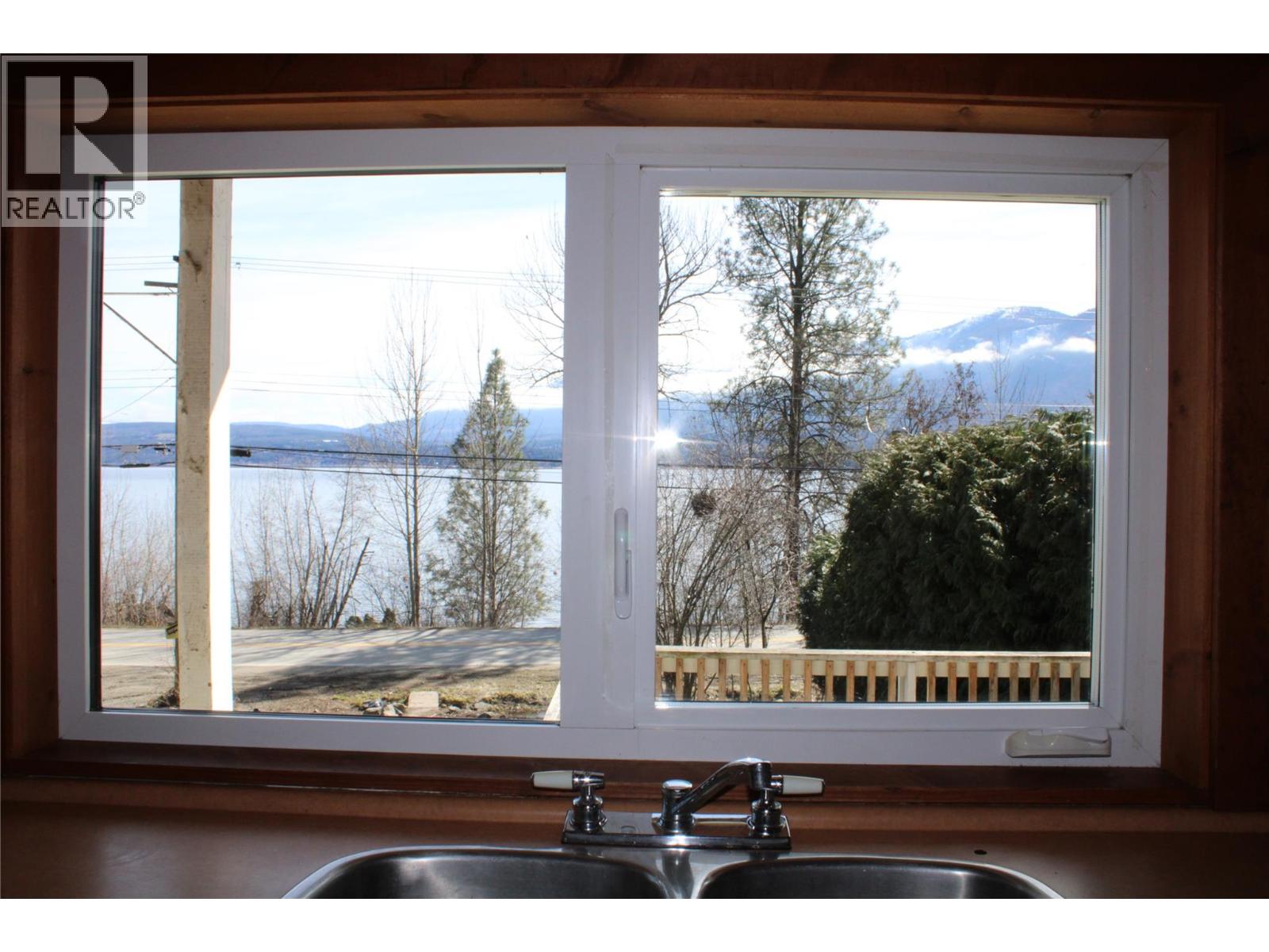 3003 Squilax-Anglemont Road, Lee Creek