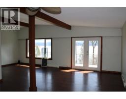3003 Squilax-anglemont Road, Lee Creek, BC V0E1M4 Photo 11