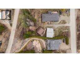 3003 Squilax-anglemont Road, Lee Creek, BC V0E1M4 Photo 14