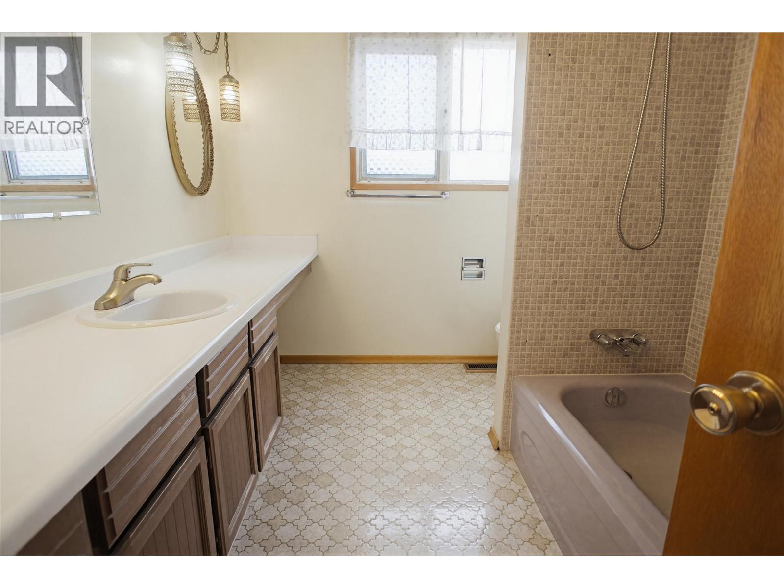 650 13th Avenue, Kamloops