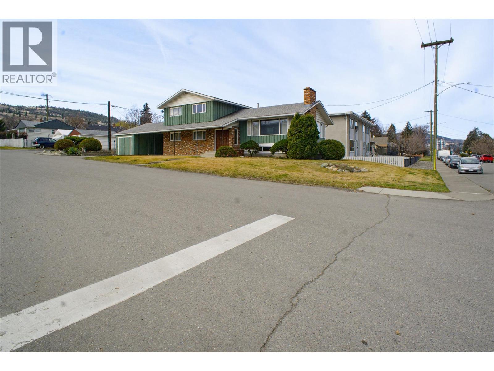 650 13th Avenue - 5