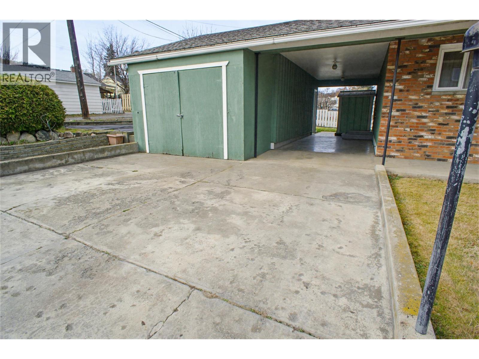 650 13th Avenue - 6
