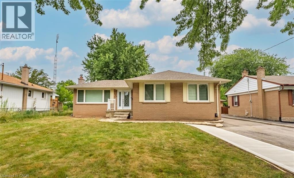 313 ASHBURY Road Unit# Lower