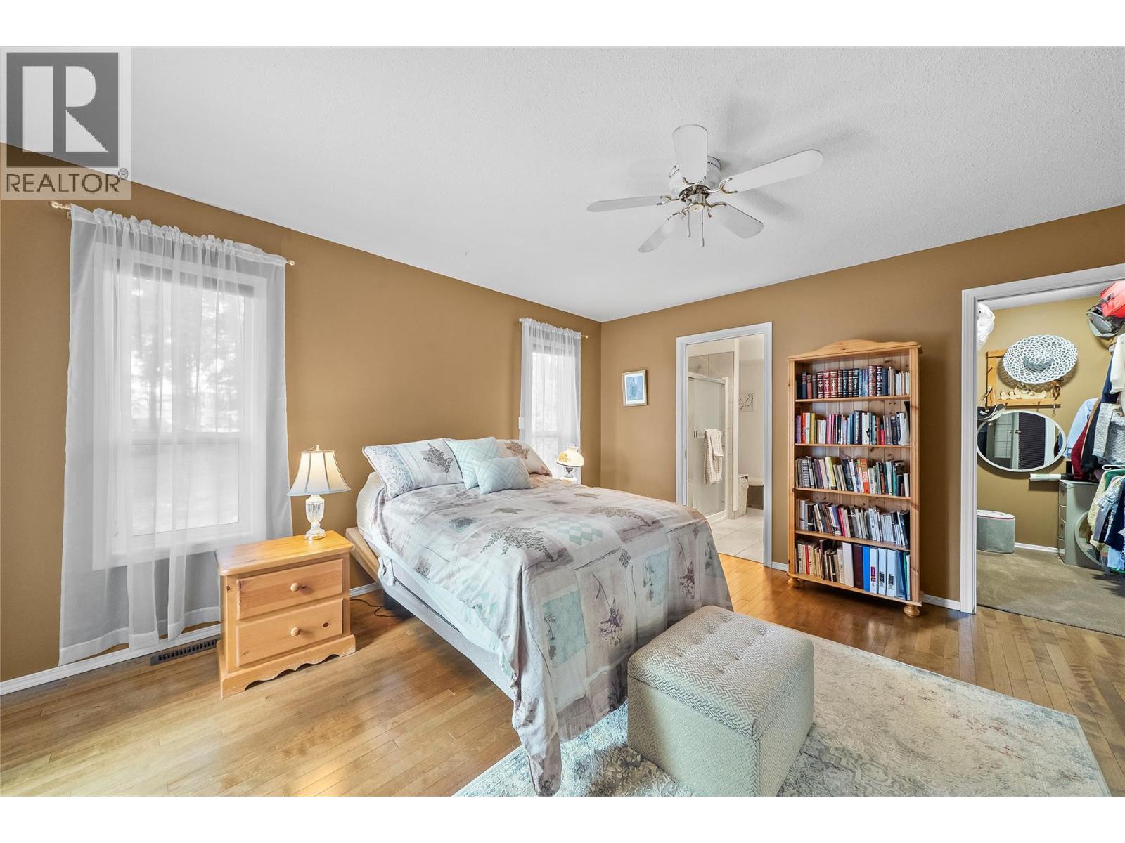 2668 Golf Course Drive, Blind Bay