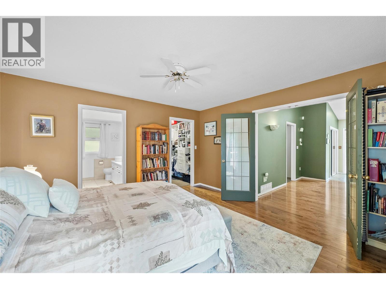 2668 Golf Course Drive, Blind Bay