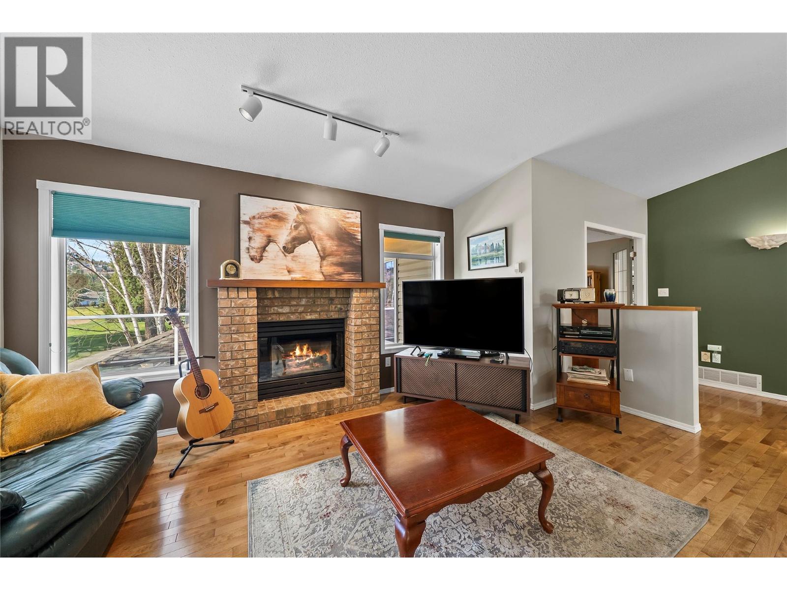 2668 Golf Course Drive, Blind Bay