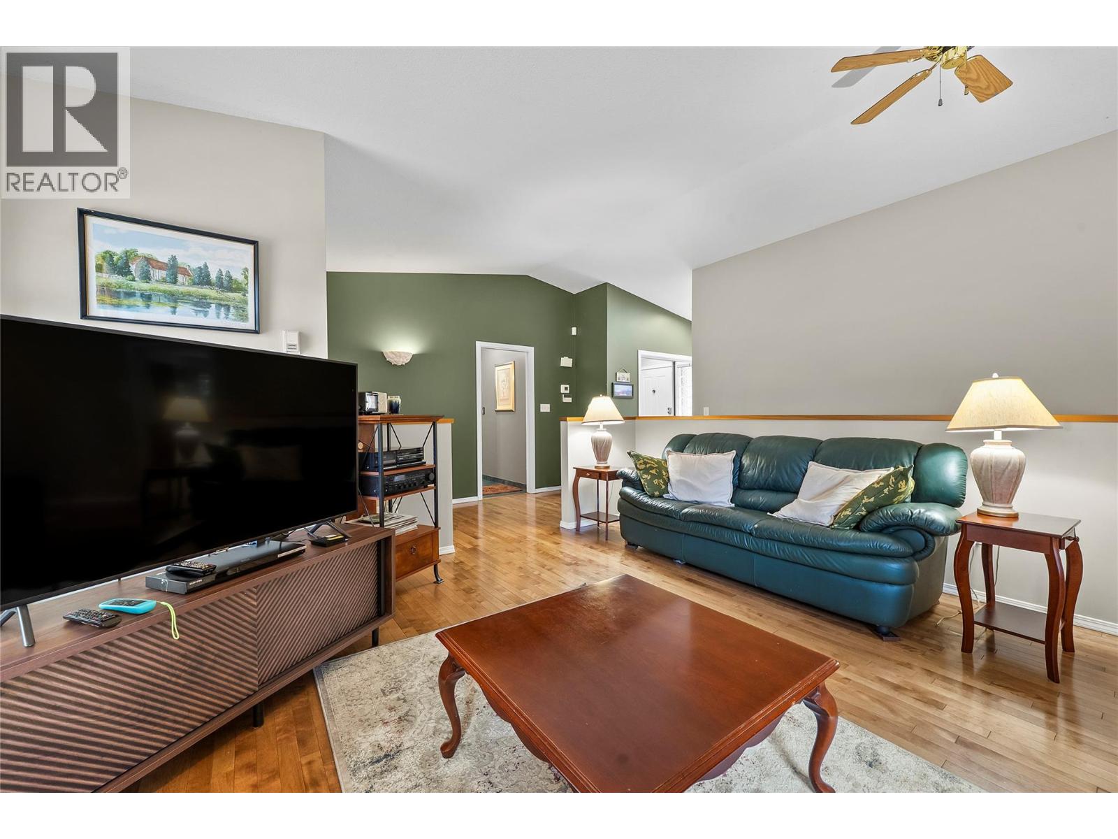 2668 Golf Course Drive, Blind Bay