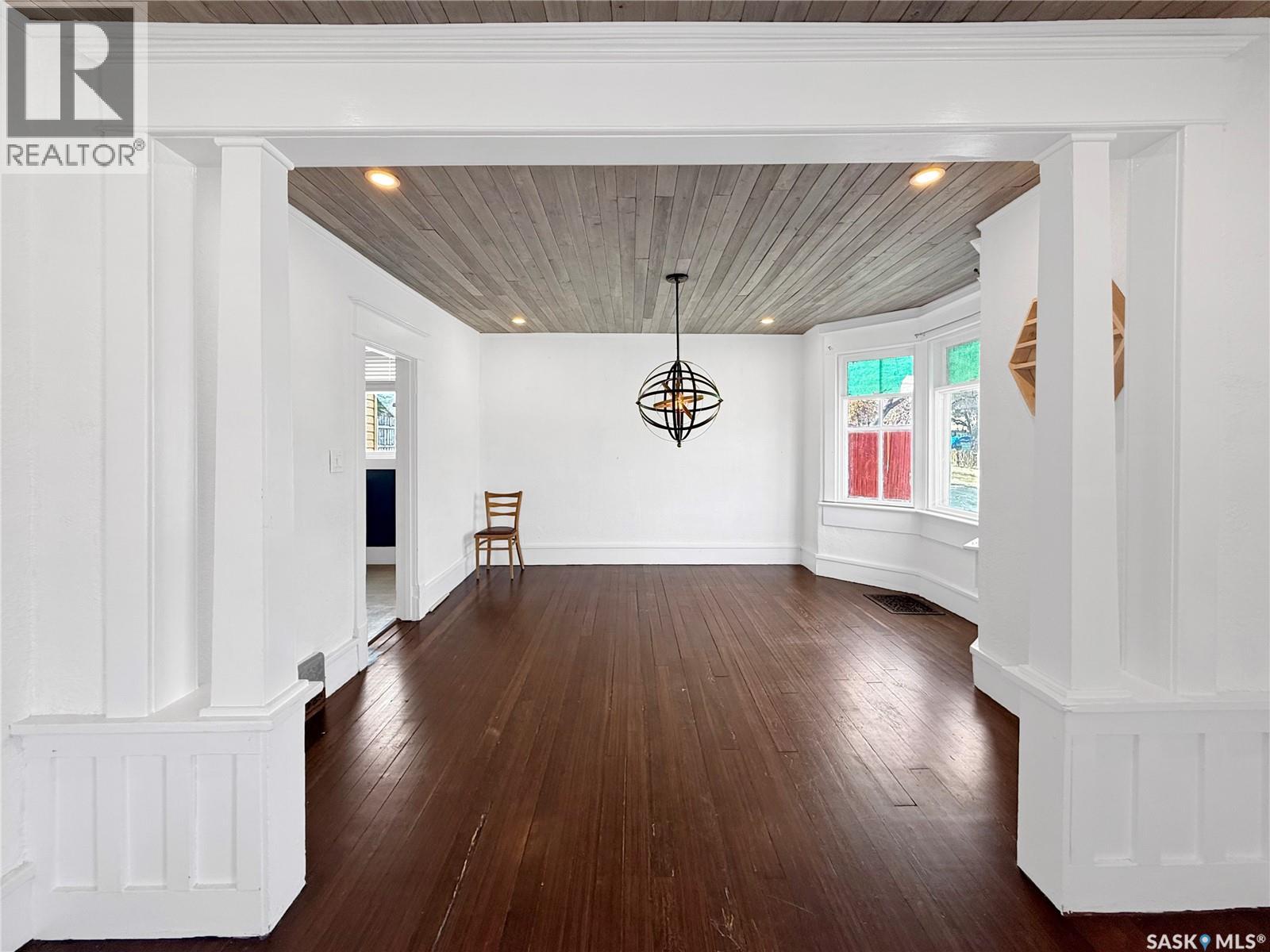 Single Family House for Sale in  th AVENUE NW Swift Current 